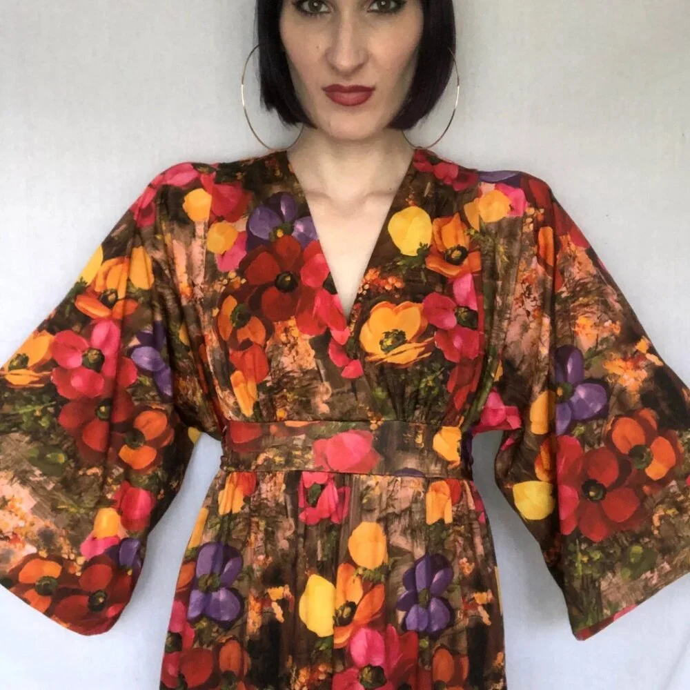 Gorgeous Vintage 1970's Autumnal Floral Print Kimono Sleeve Bohemian Maxi Dress - Picture 6 of 8
